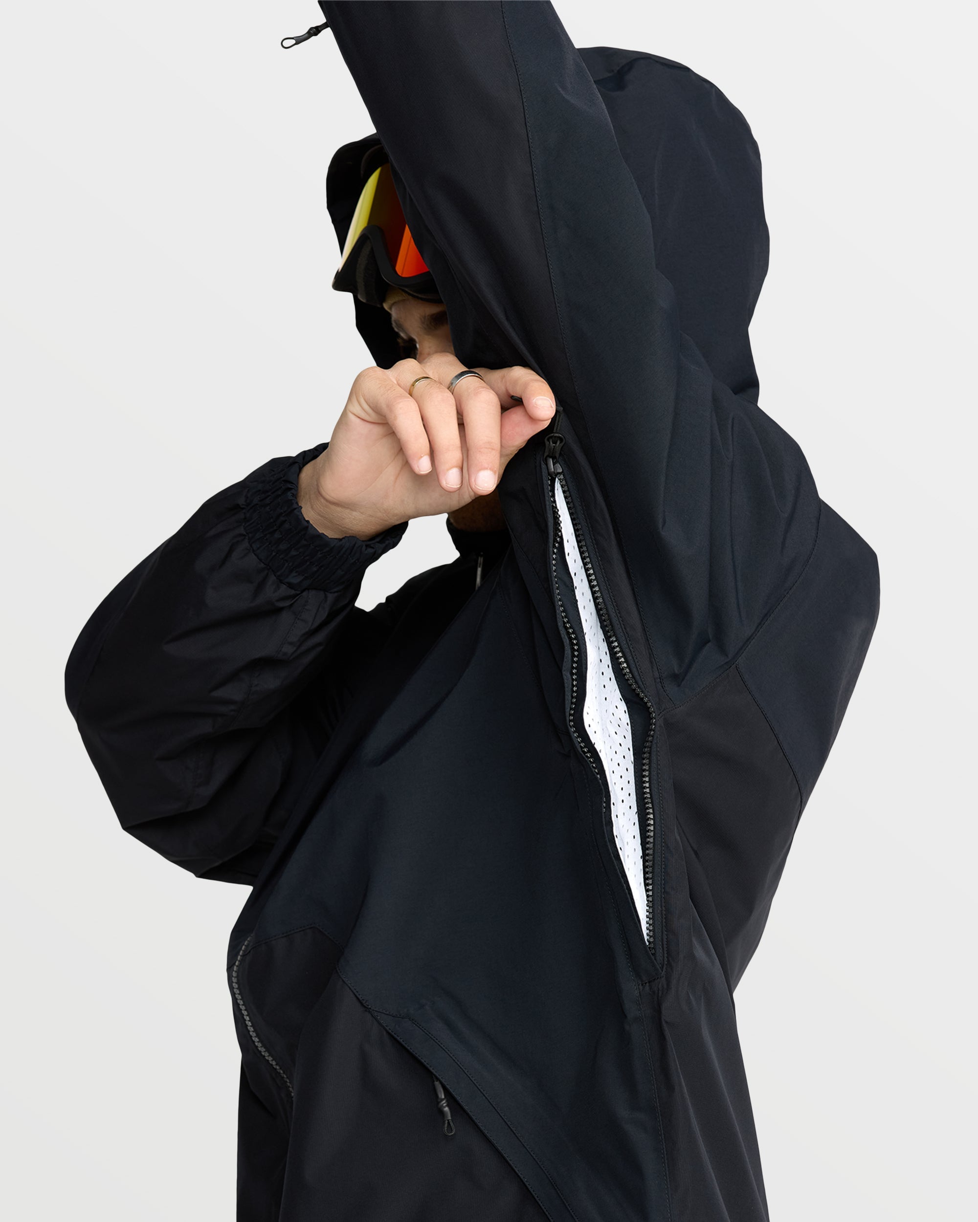 Men's Longo Gore-Tex Jacket - Image 9