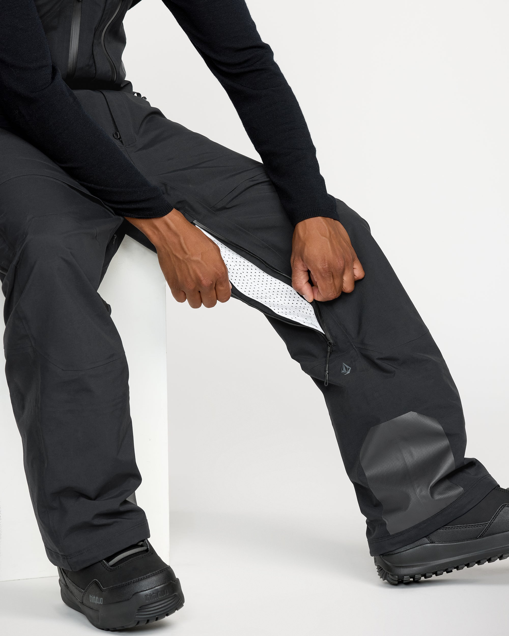 Men's Anyox Gore-Tex Pro Shell Bib - Image 8